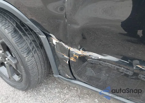 2021 Jeep Grand Cherokee Freedom 4X4 z USA, uszkodzony, nr VIN 1C4RJFAG1MC735612